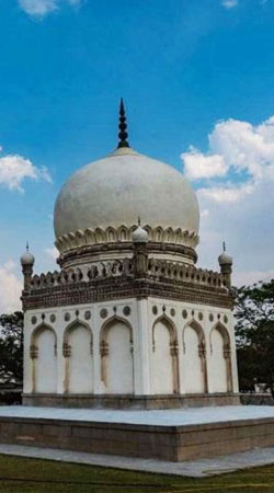 qutub-shahi-india